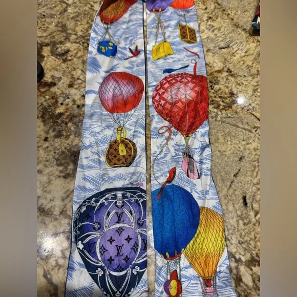 LOW START LOUIS VUITTON TWILLY SMALL SCARF VIVIENNE - Picture 3 of 11